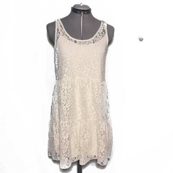 American Eagle Outfitters Dresses & Skirts - AEO Cream Lace Dress S